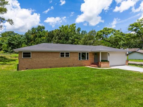 800 Holbrook Street Mount Vernon TX 75457