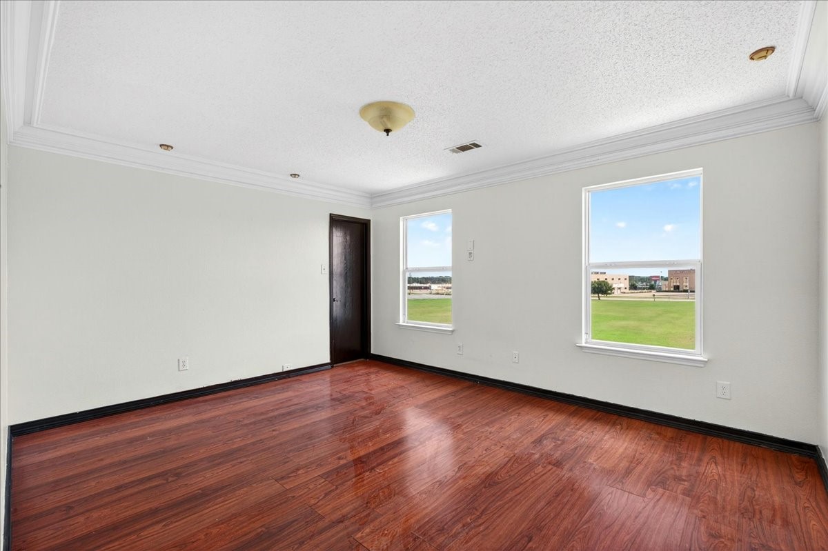 6008 Mckaskle Drive Fort Worth TX 76119