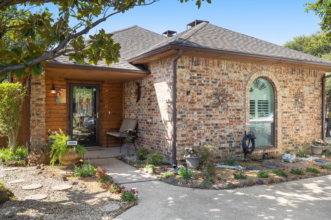 3004 Westforest Drive Dallas TX 75229