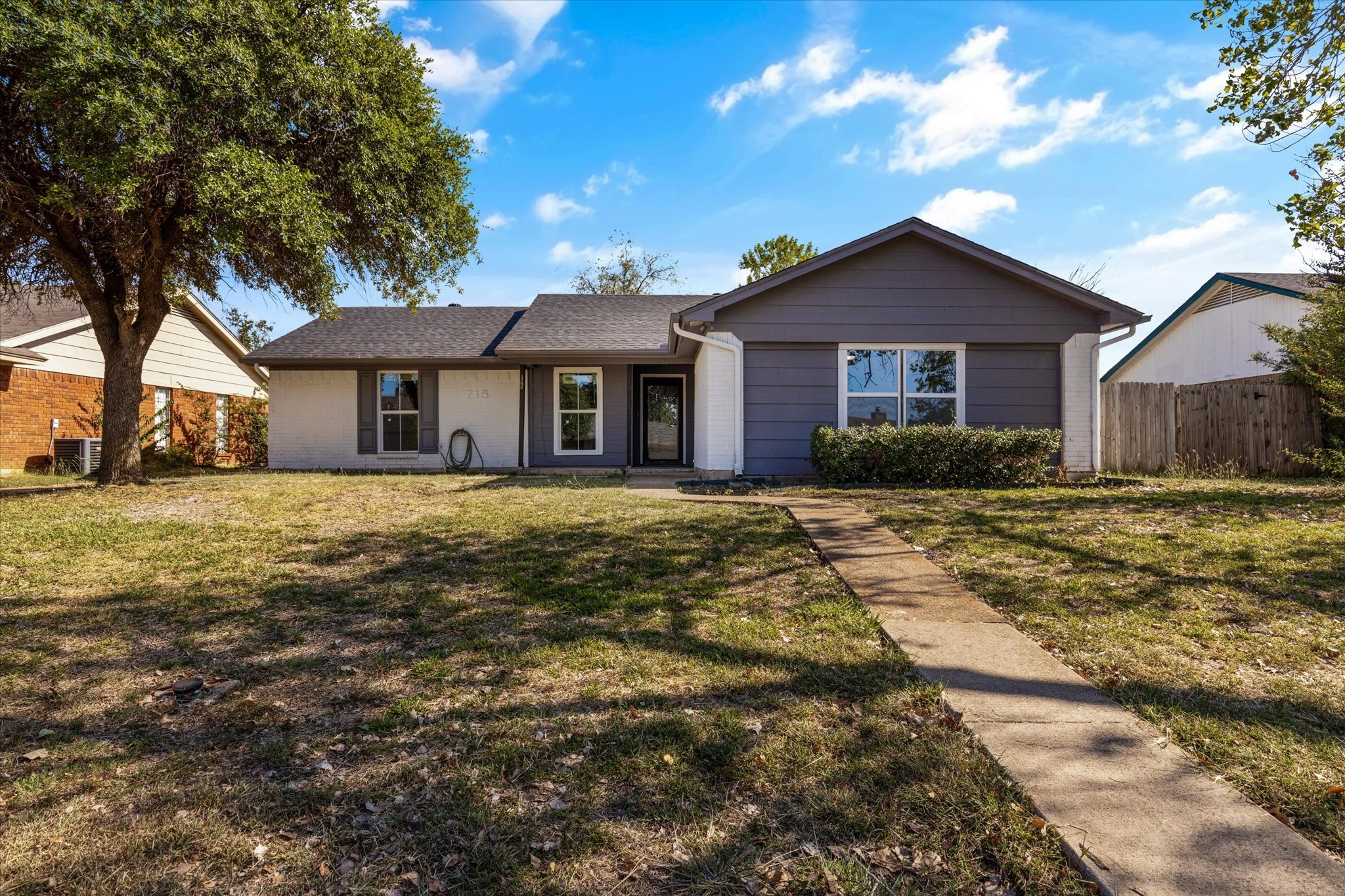 715 Kensington Lane Mansfield TX 76063