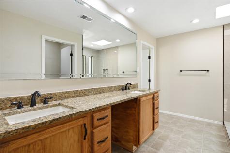 1905 Wedgewood Drive Grand Prairie TX 75050