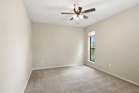 1905 Wedgewood Drive Grand Prairie TX 75050