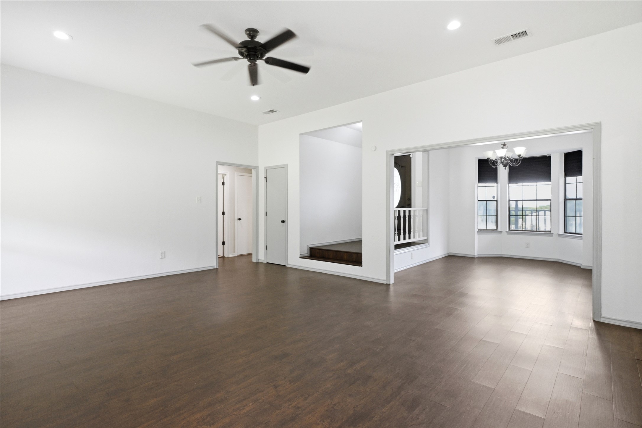 1905 Wedgewood Drive Grand Prairie TX 75050
