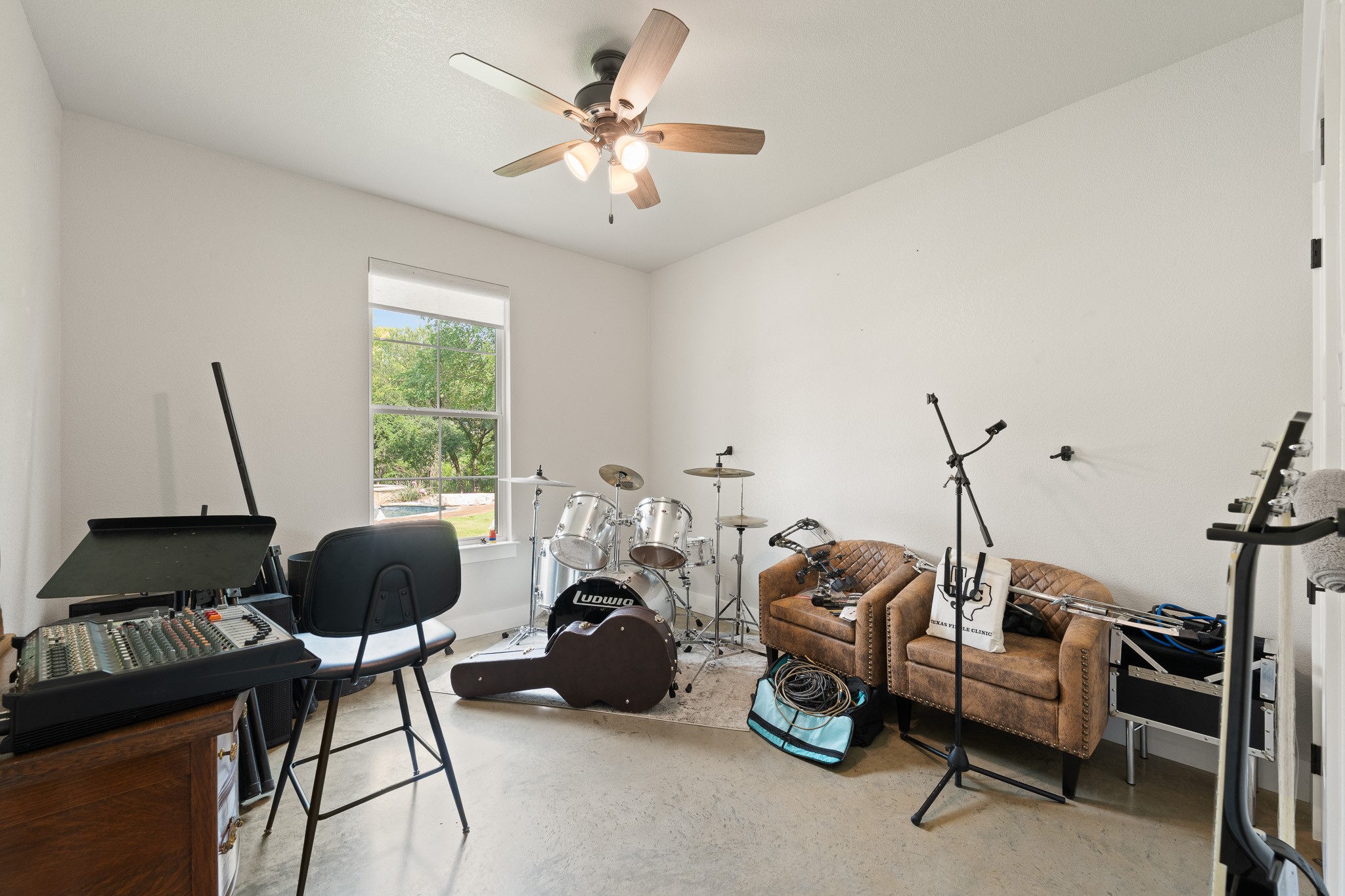 12024 Trailwood Drive Whitney TX 76692