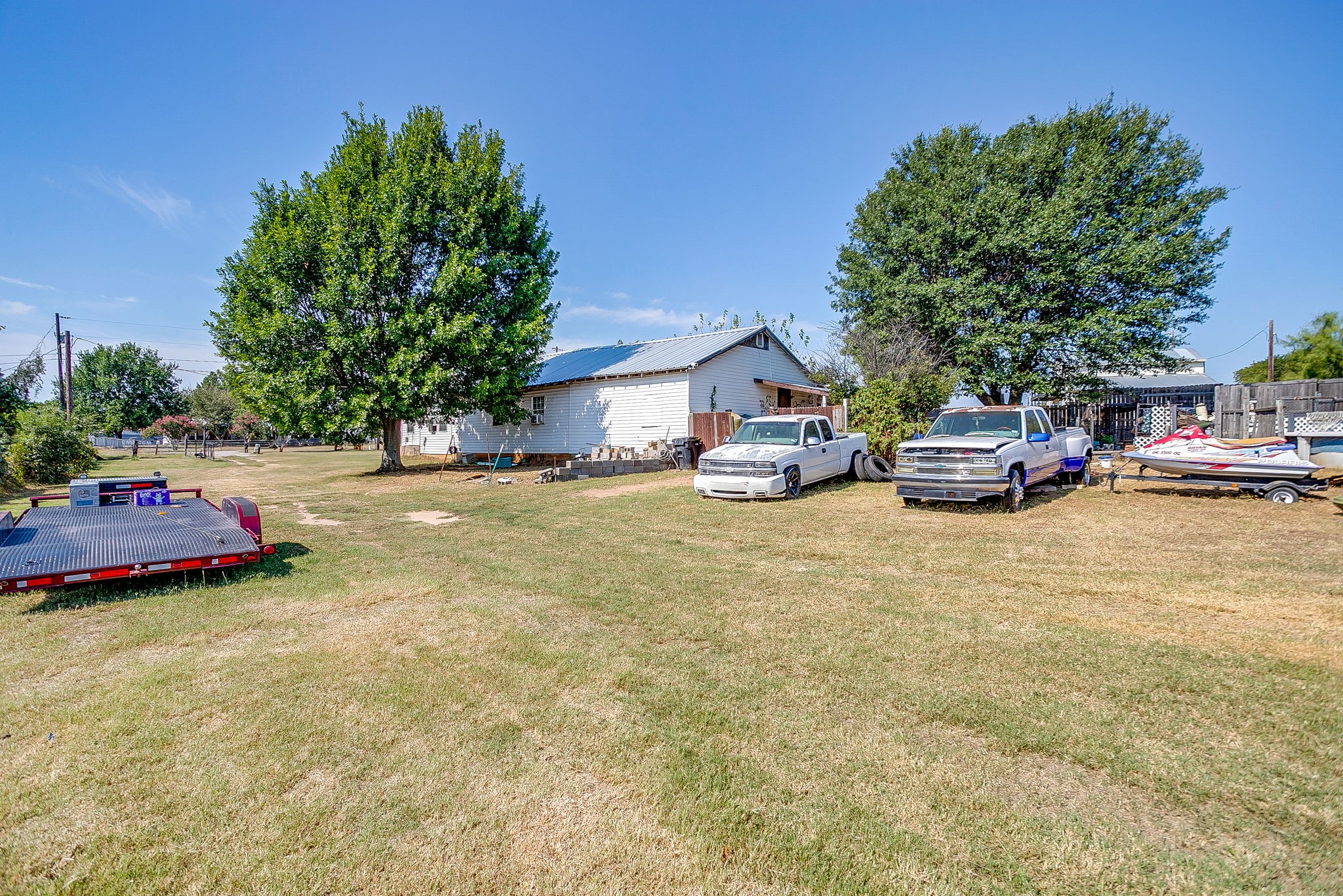 1035 Summit Drive Springtown TX 76082