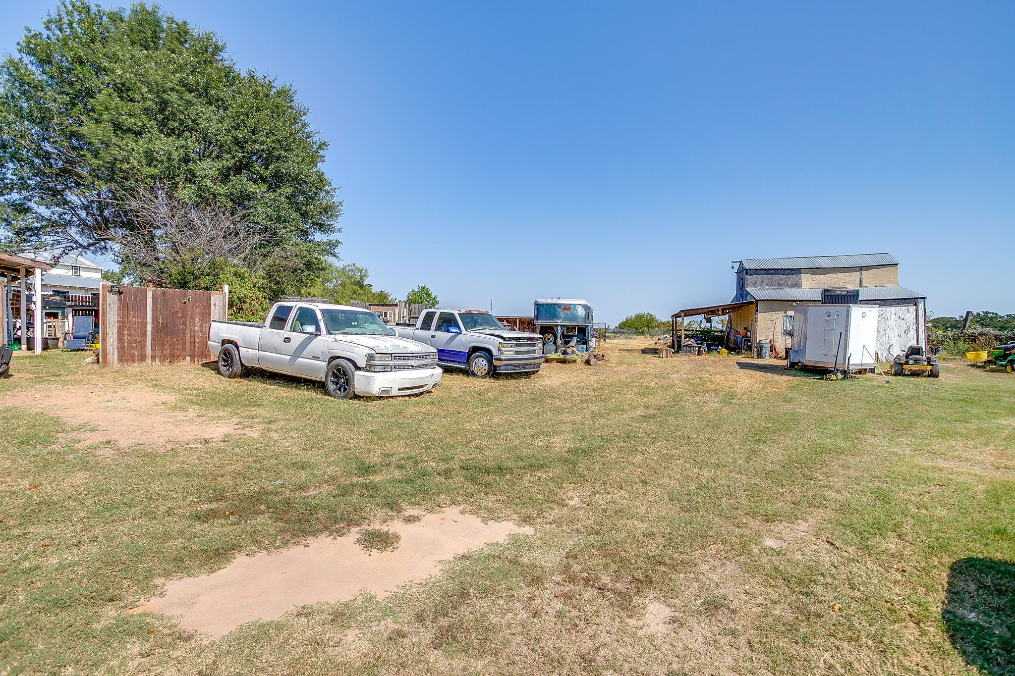 1035 Summit Drive Springtown TX 76082