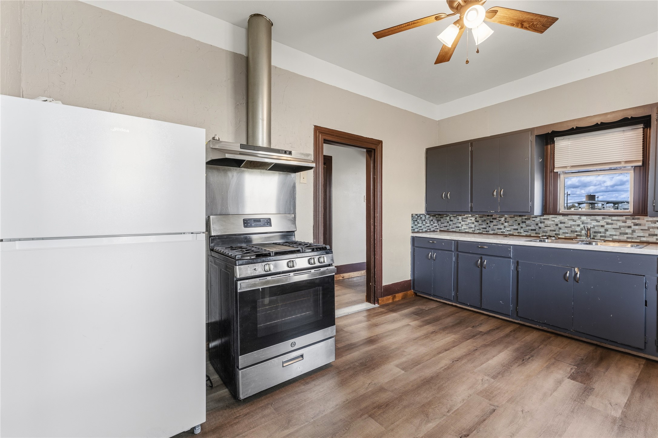 119 County Road 3007 Lott TX 76656