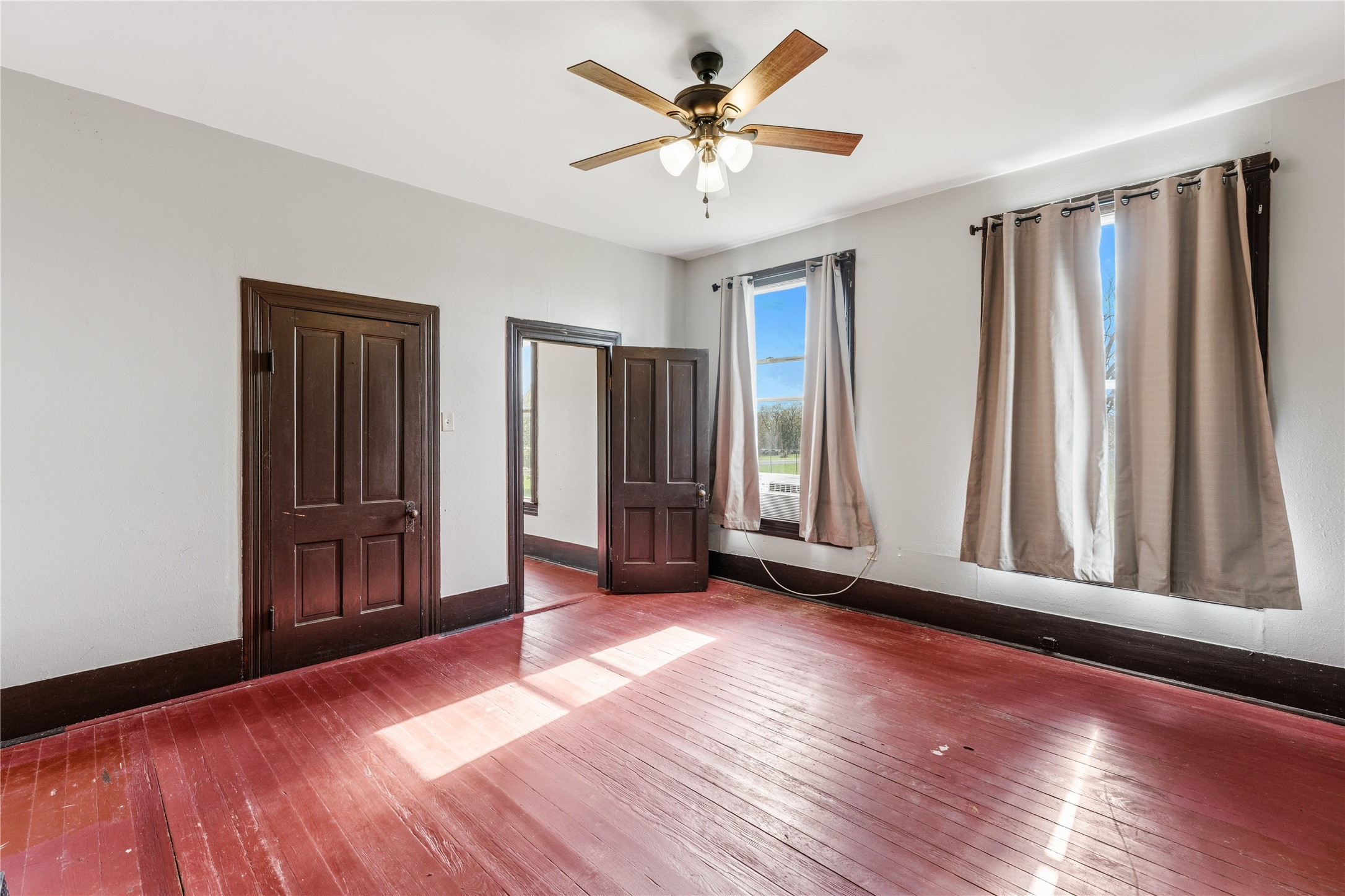 119 County Road 3007 Lott TX 76656