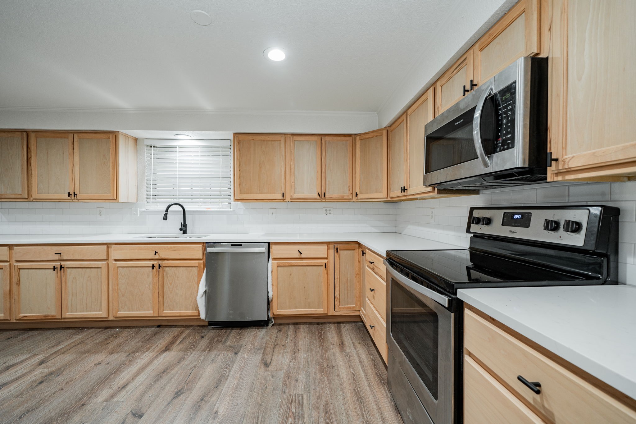 805 9th Street Grand Prairie TX 75050