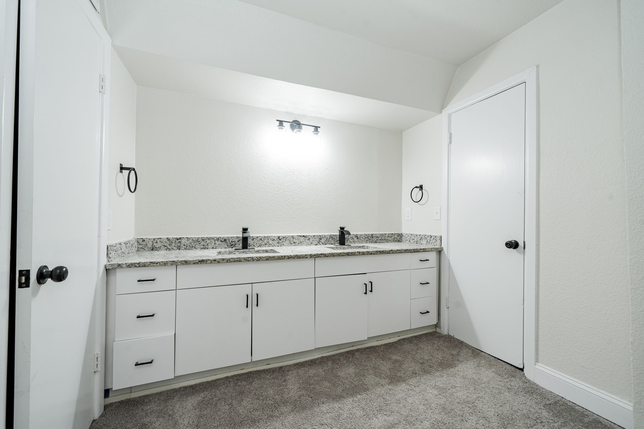 805 9th Street Grand Prairie TX 75050