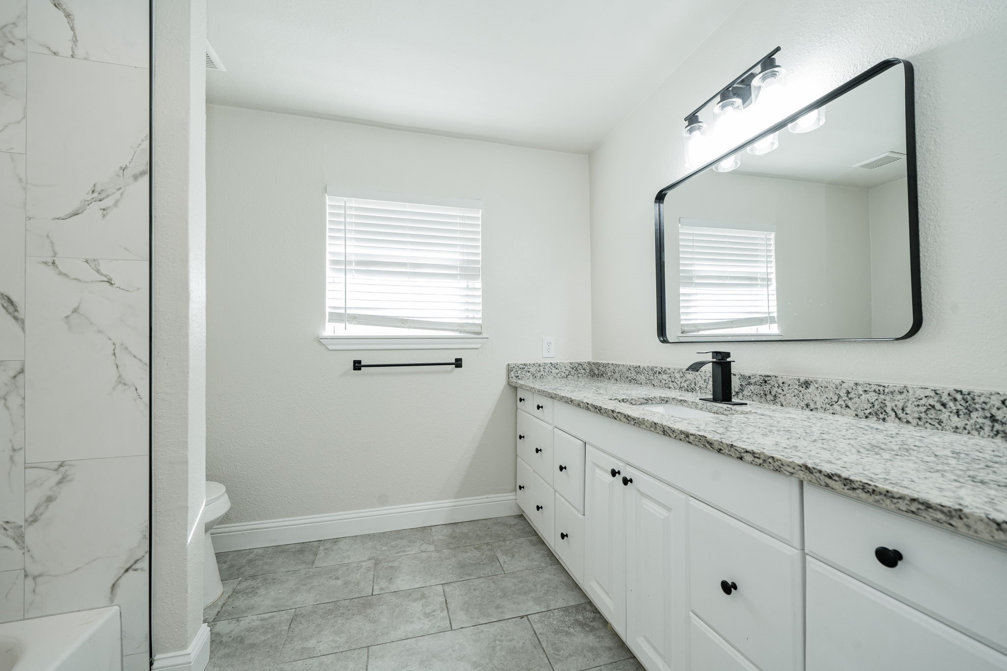 805 9th Street Grand Prairie TX 75050