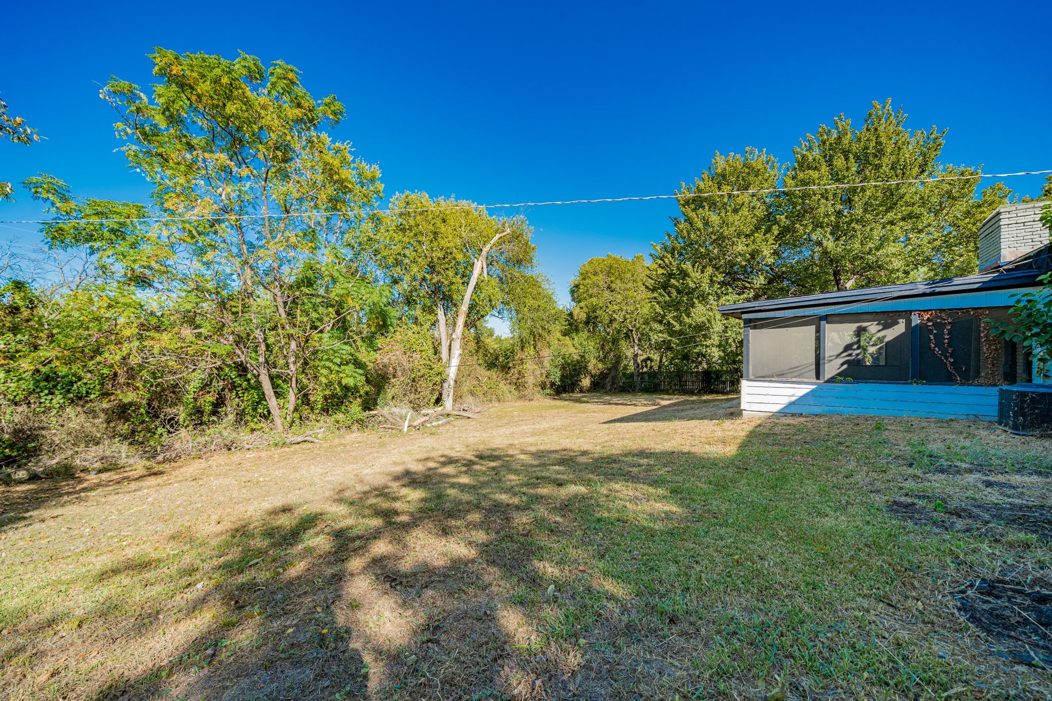 805 9th Street Grand Prairie TX 75050