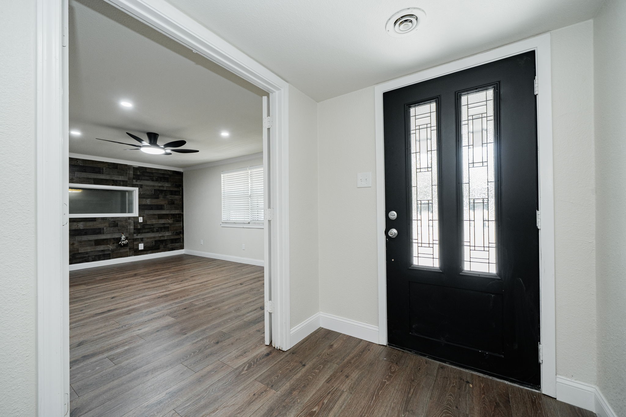 805 9th Street Grand Prairie TX 75050