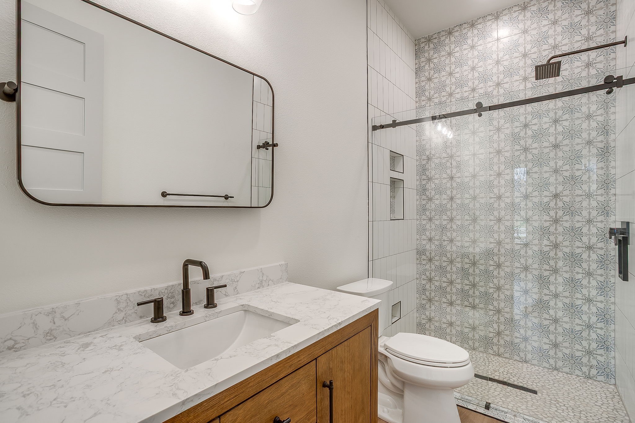 2705 Gordon Avenue Fort Worth TX 76110