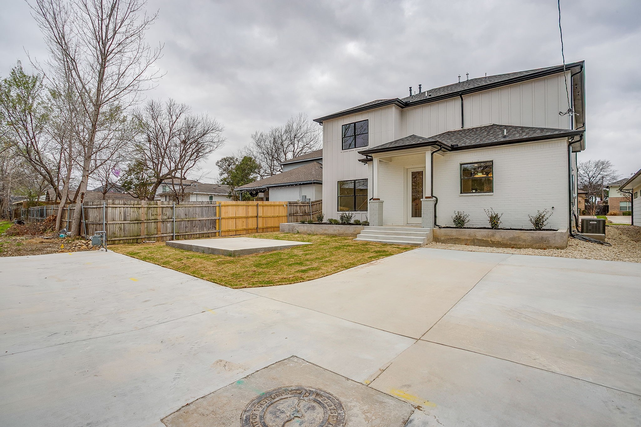 2705 Gordon Avenue Fort Worth TX 76110