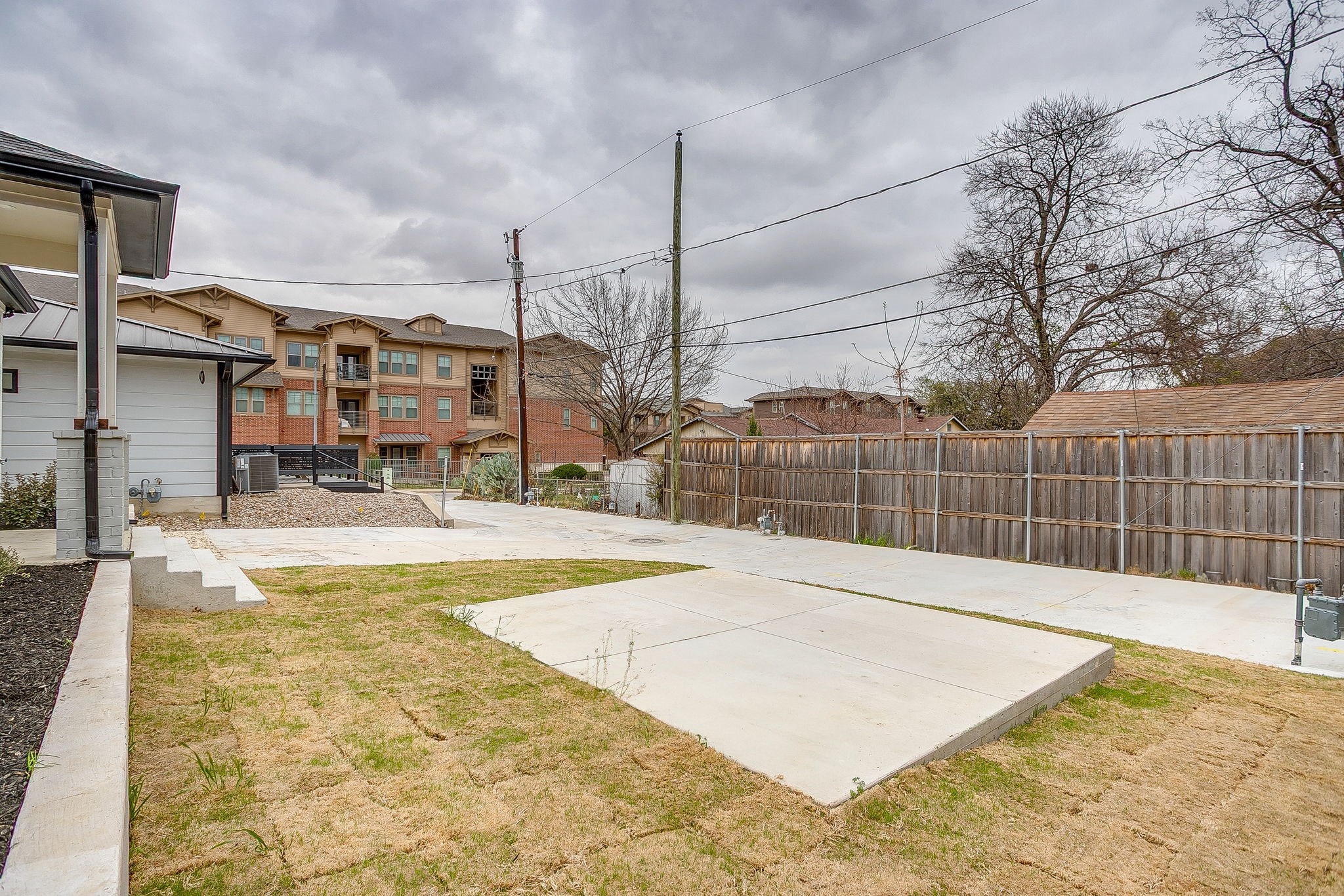 2705 Gordon Avenue Fort Worth TX 76110