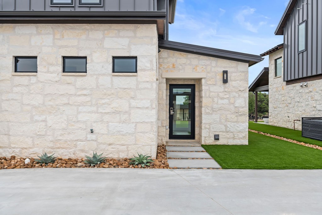 395 Emma Jean Trail Iredell TX 76649