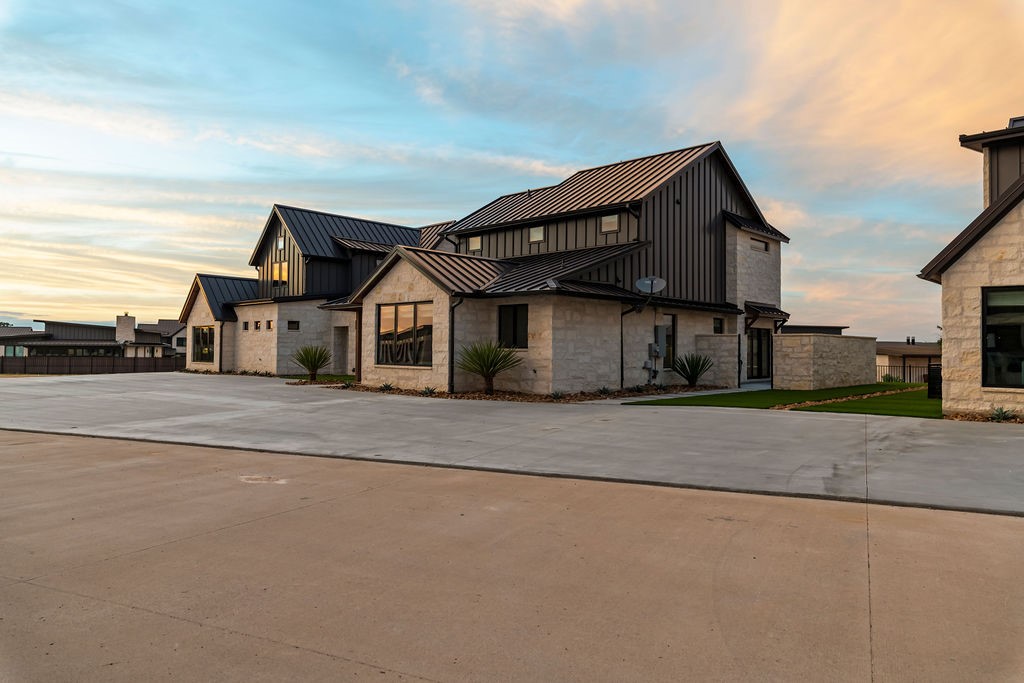 395 Emma Jean Trail Iredell TX 76649