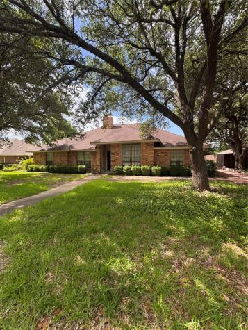 1318 Deer Ridge Drive Duncanville TX 75137