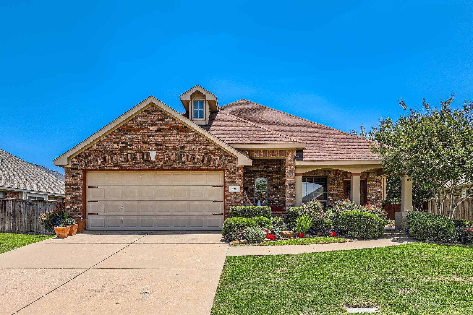 825 Cutting Horse Drive Mansfield TX 76063