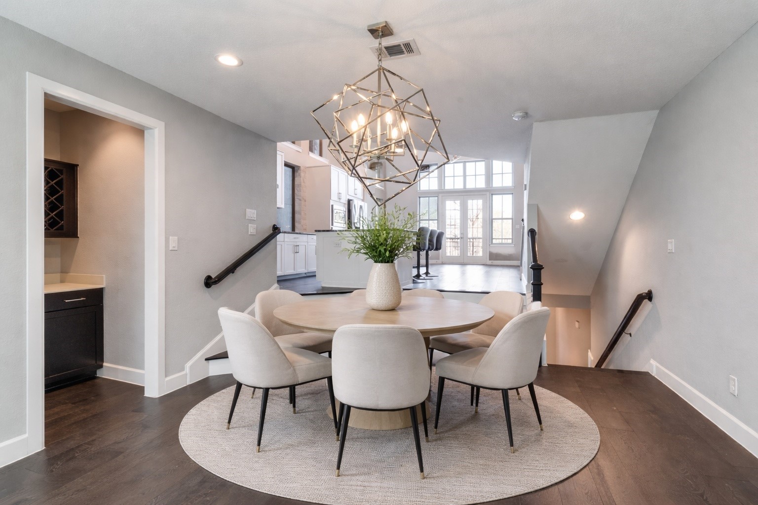 1348 Arch Place Dallas TX 75215
