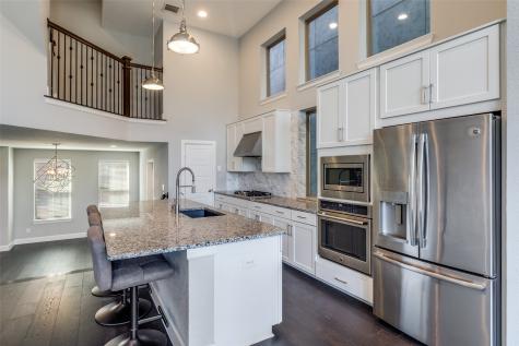 1348 Arch Place Dallas TX 75215