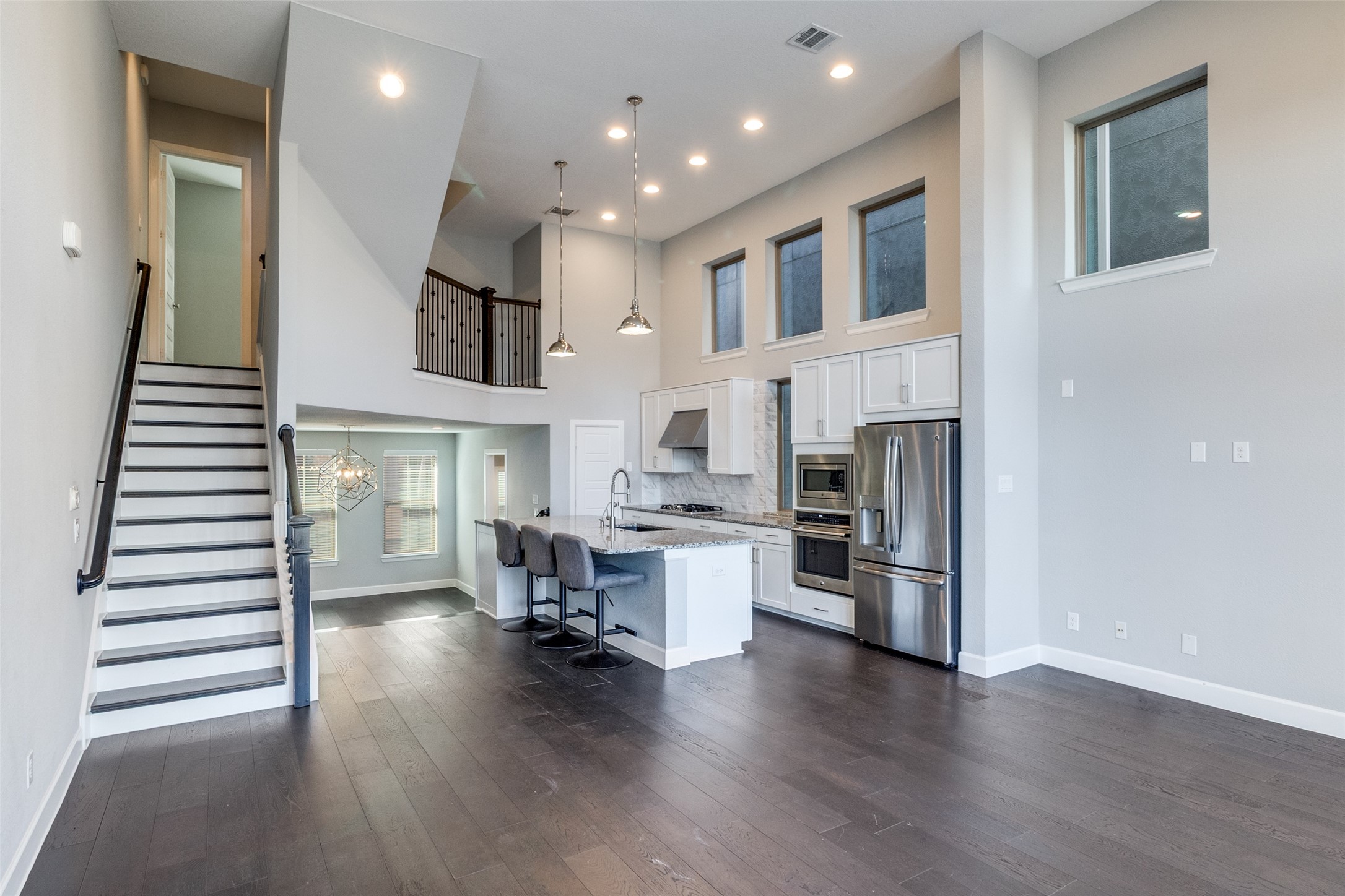 1348 Arch Place Dallas TX 75215