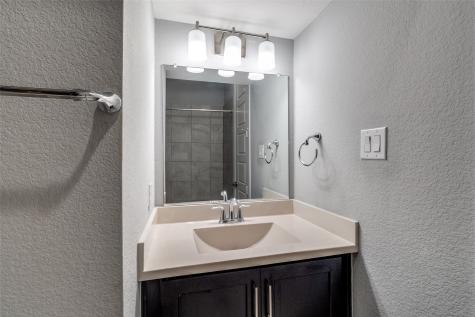 1348 Arch Place Dallas TX 75215