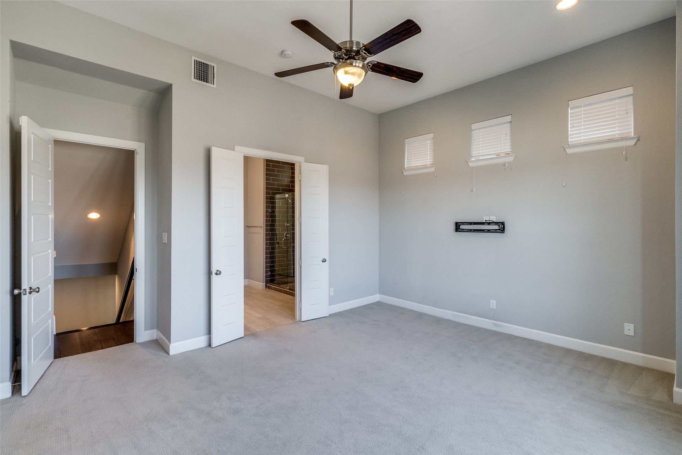 1348 Arch Place Dallas TX 75215