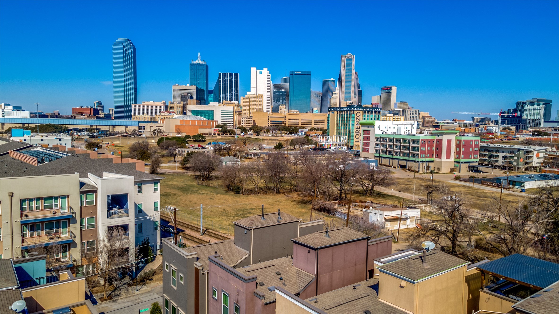1348 Arch Place Dallas TX 75215