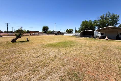 1606 Richards Street Paducah TX 79248