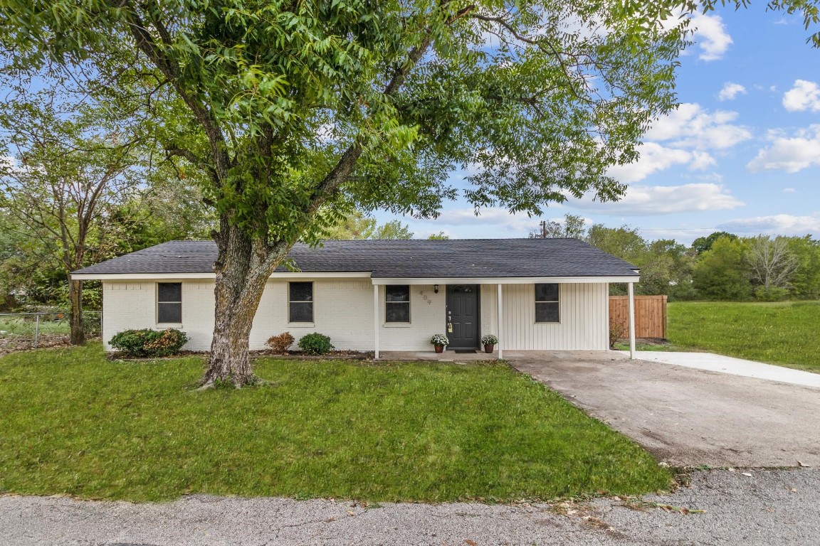 409 N 1st Street Crandall TX 75114