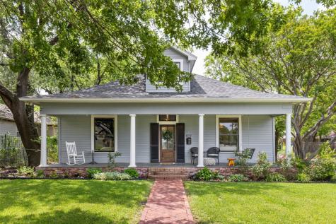 819 Turner Avenue Dallas TX 75208