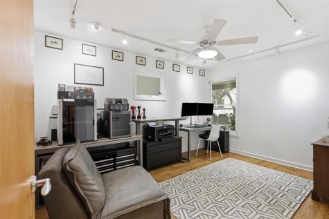 4329 Taos Road Dallas TX 75209