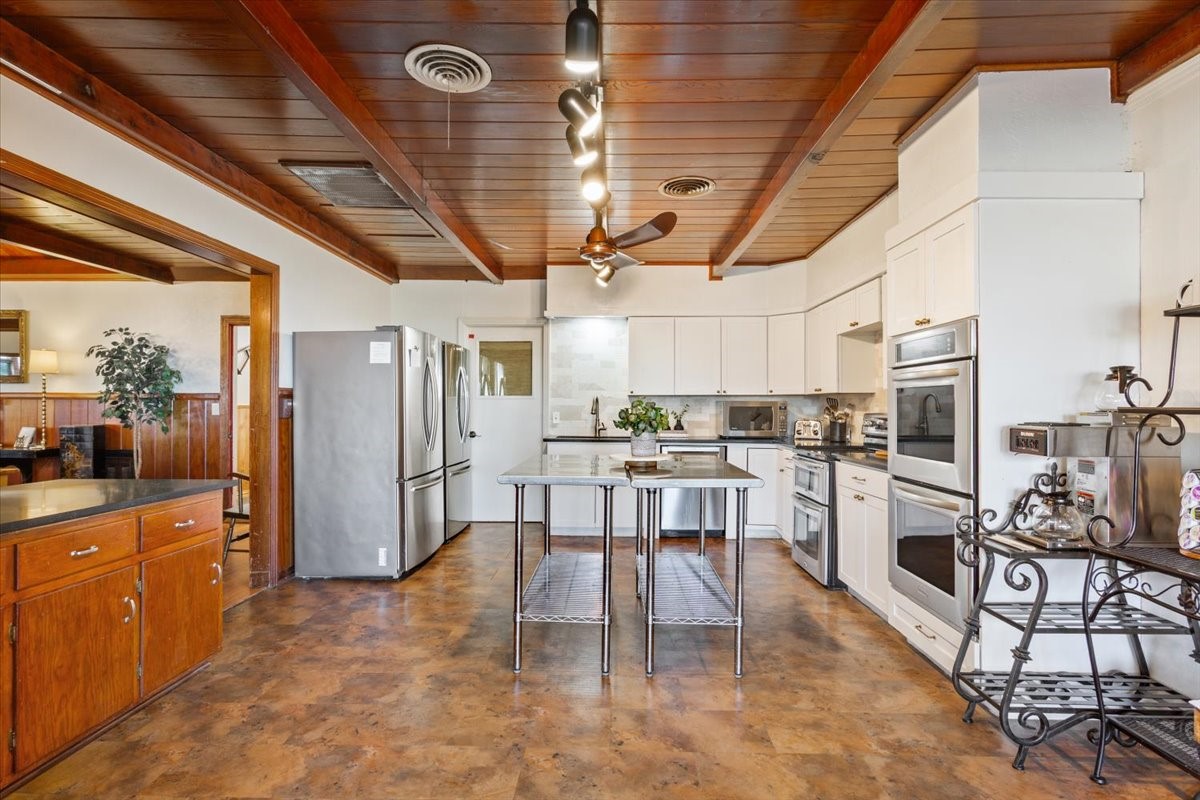 321 County Road 1630 Clifton TX 76634