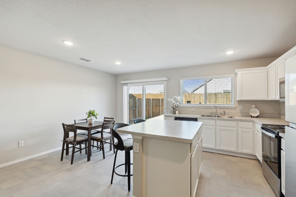 102 Clear Creek Lane Terrell TX 75160