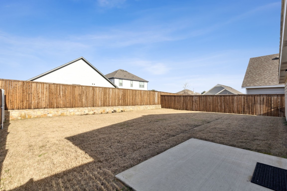 102 Clear Creek Lane Terrell TX 75160