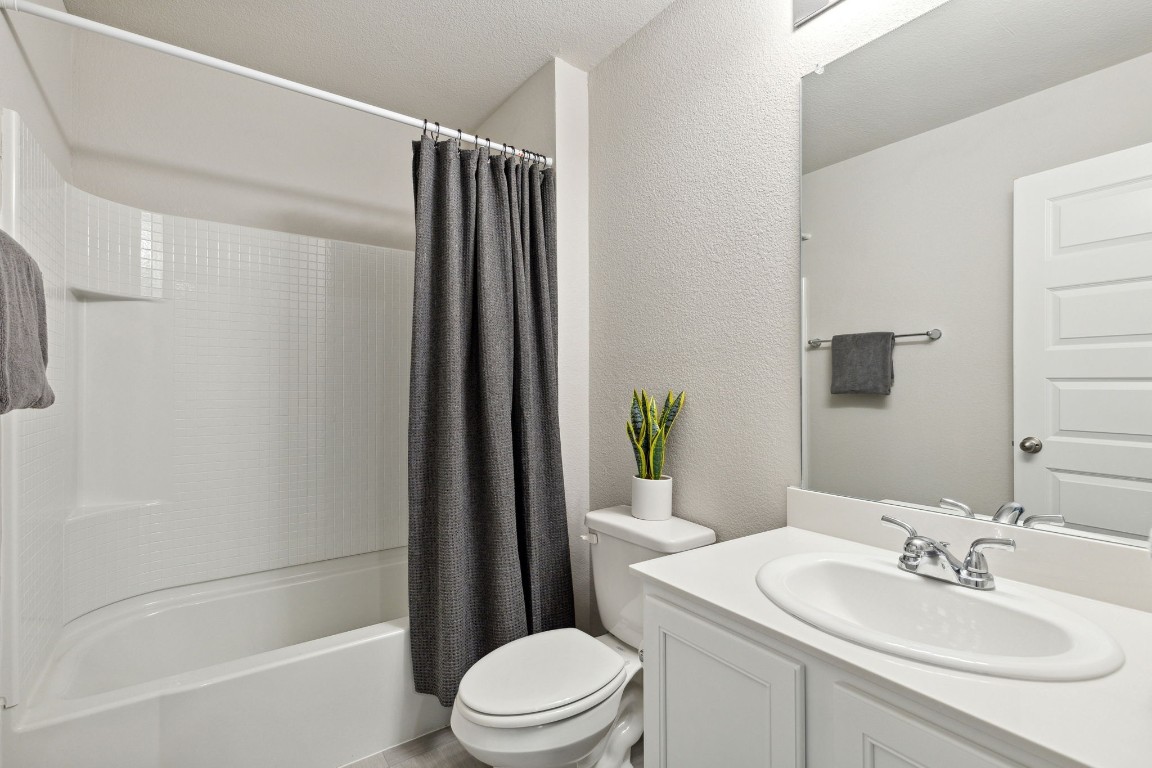 102 Clear Creek Lane Terrell TX 75160