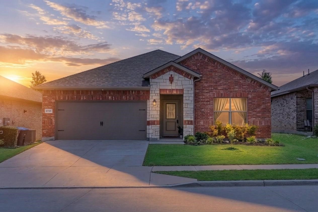9705 Olanta Trail Fort Worth TX 76108