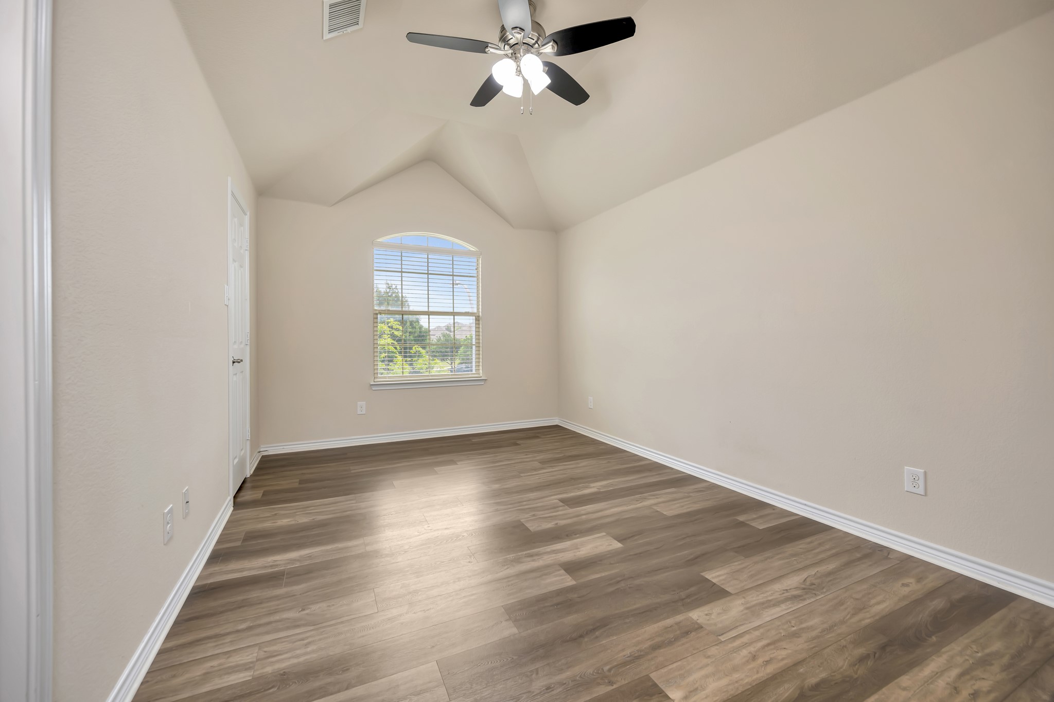 6001 Lacebark Elm Drive Fort Worth TX 76123