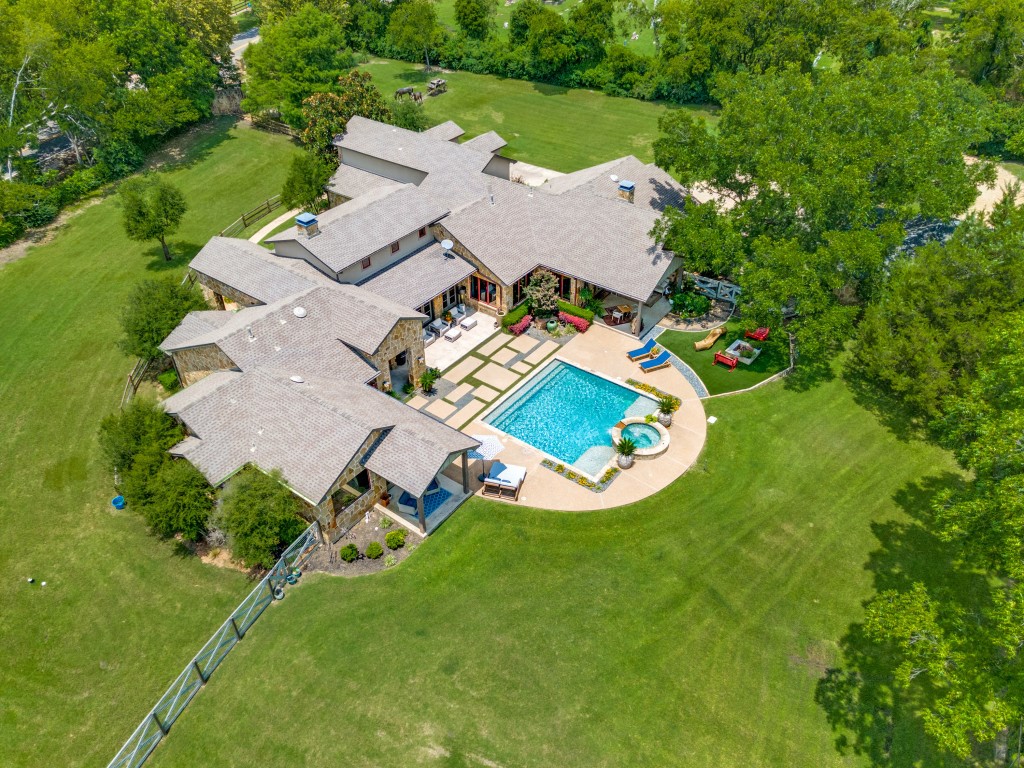 498 Long Creek Road Sunnyvale TX 75182