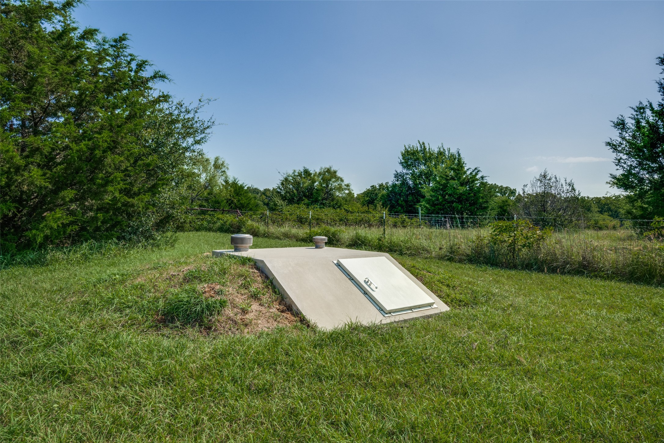 223 Slayden Drive Sunset TX 76270