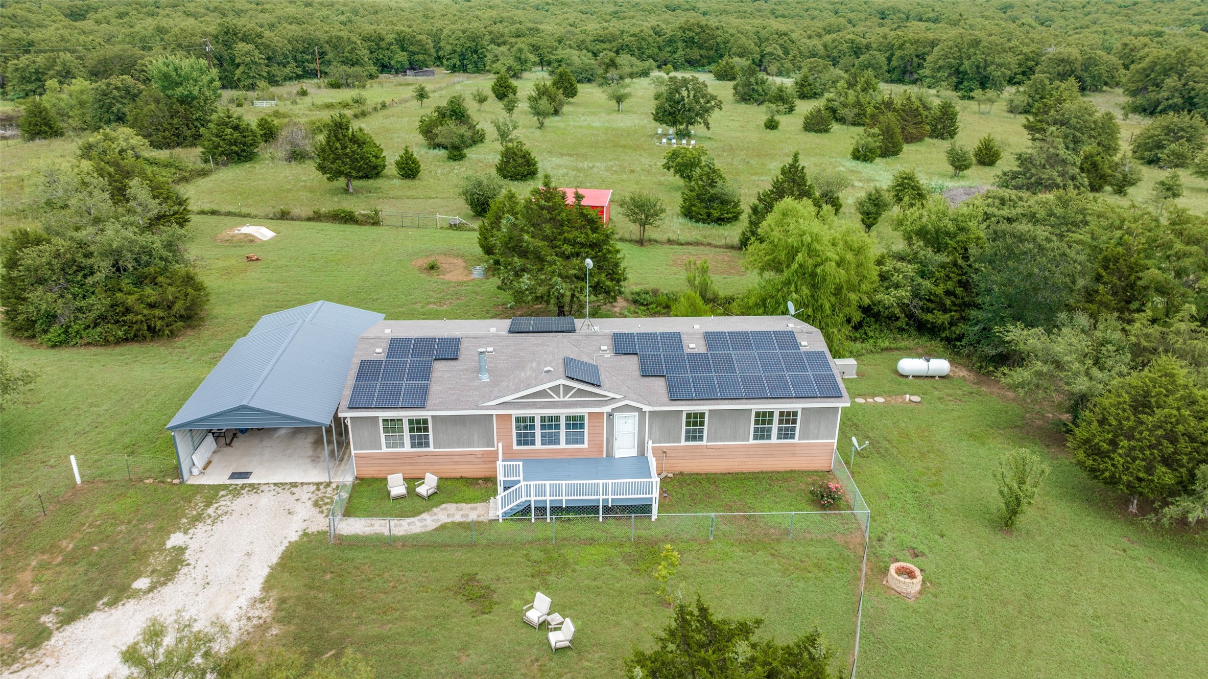 223 Slayden Drive Sunset TX 76270