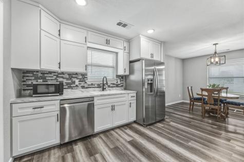 535 S Belknap Street Mexia TX 76667