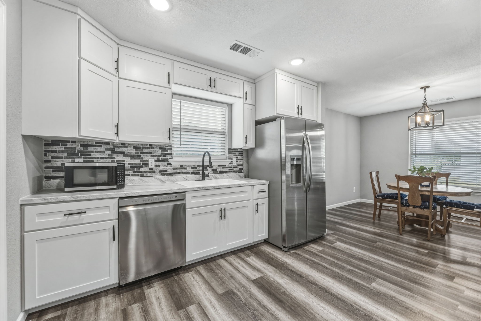 535 S Belknap Street Mexia TX 76667