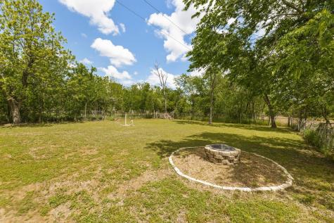 535 S Belknap Street Mexia TX 76667