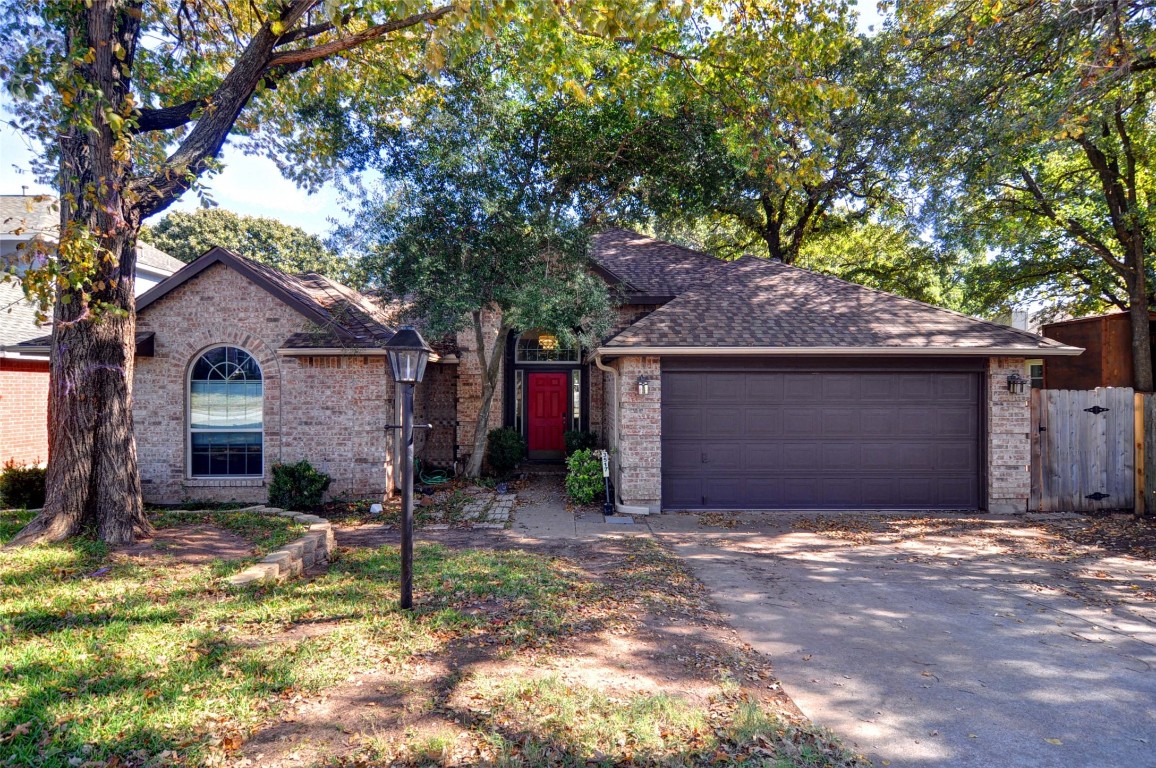 3517 Summer Trail Court Arlington TX 76016