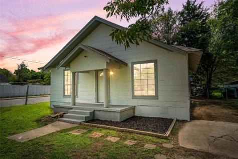 3332 Avenue I Fort Worth TX 76105