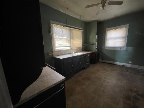 419 Coleman Street Marlin TX 76661