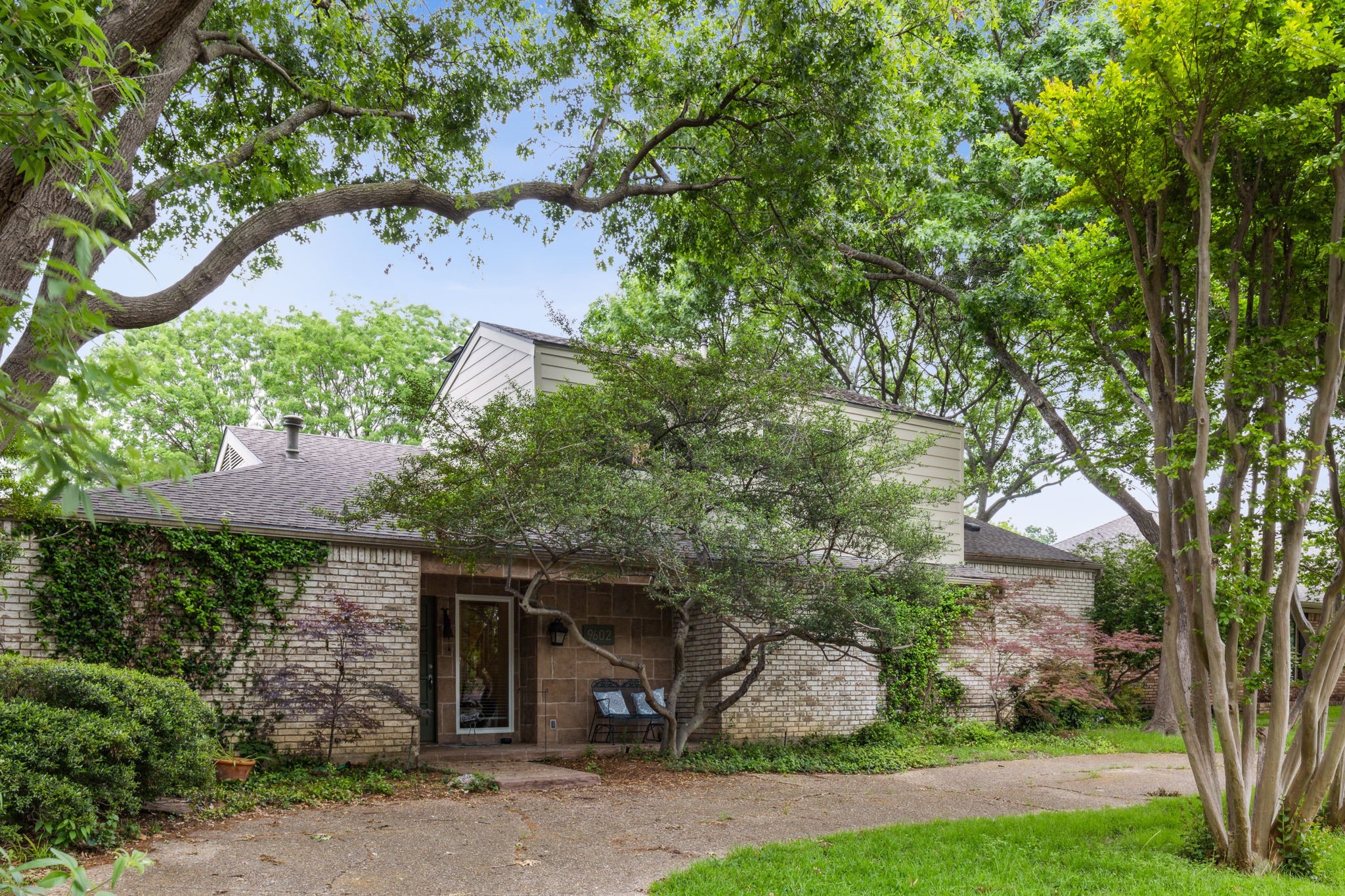 9602 Bill Browne Lane Dallas TX 75243